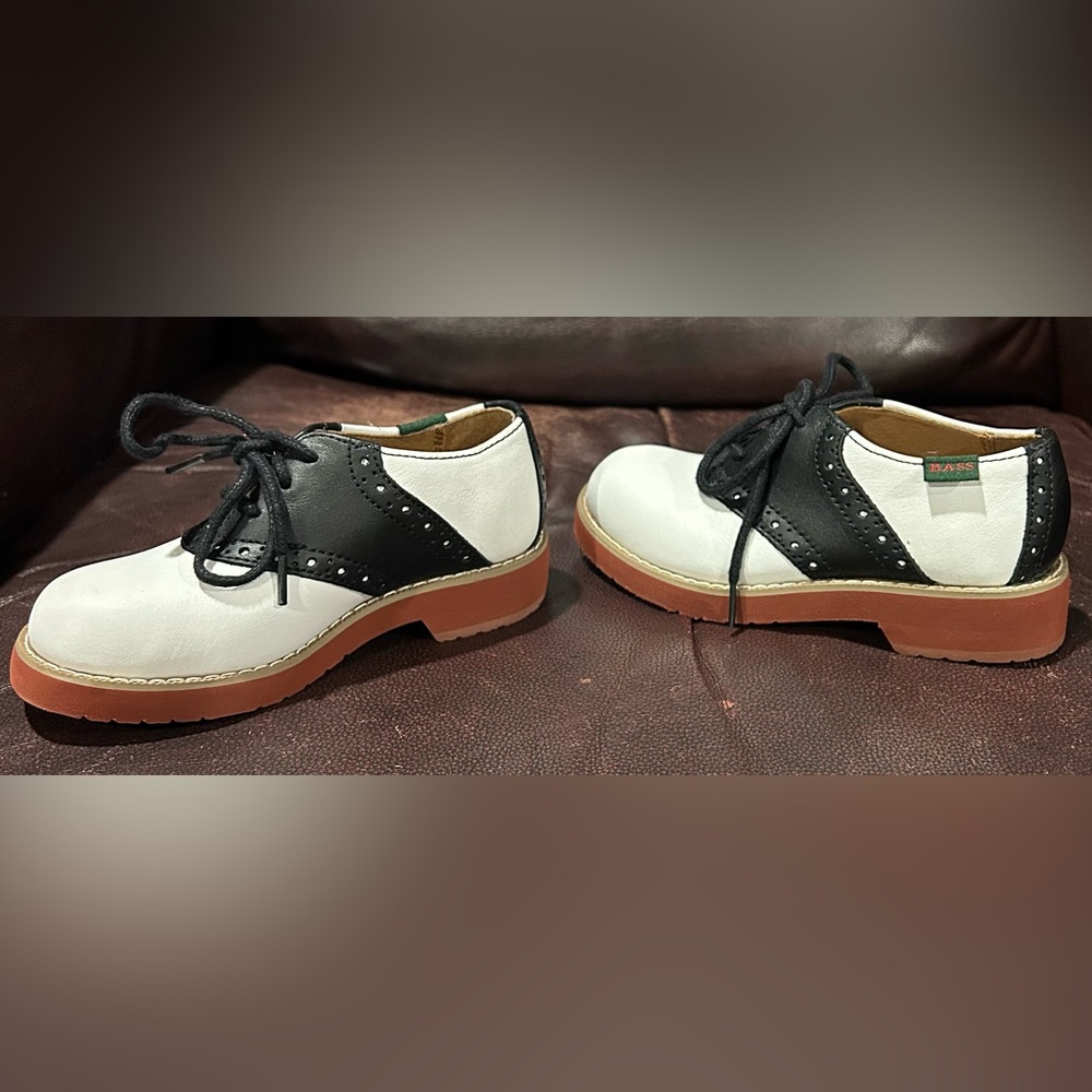 New GH Bass leather saddle shoes